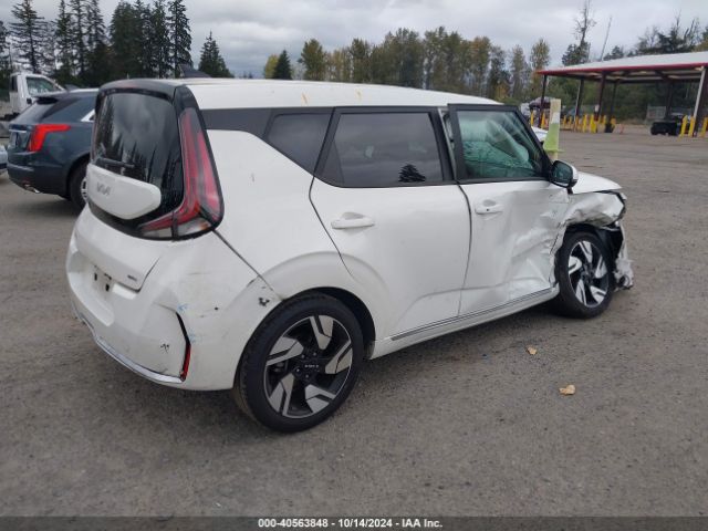 KNDJ53AU0R7903875 KIA Soul Gt-line