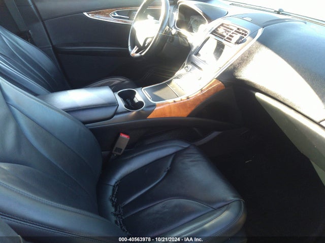 2LMPJ8LR5JBL13873 Lincoln Mkx Reserve