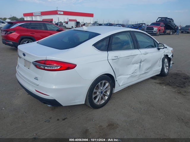 Ford FUSION SE 2020 3FA6P0HDXLR161110 Image 4