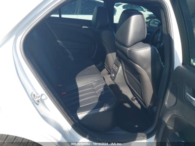 2C3CCABT5EH105660 Chrysler 300 300s