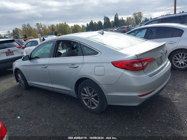 Hyundai Sonata 2016 5NPE24AF4GH392875 Image 13