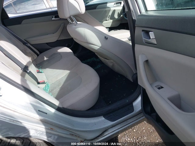 Hyundai Sonata 2016 5NPE24AF4GH392875 Image 8