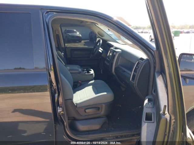 1C6RR6FG0KS555601 RAM 1500 Classic Express  4x2 6'4 Box