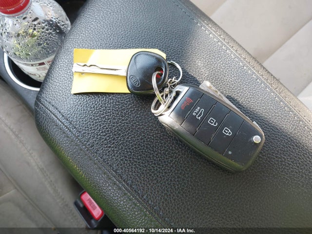KIA Optima Lx 2014 5XXGM4A77EG331704 Image 11