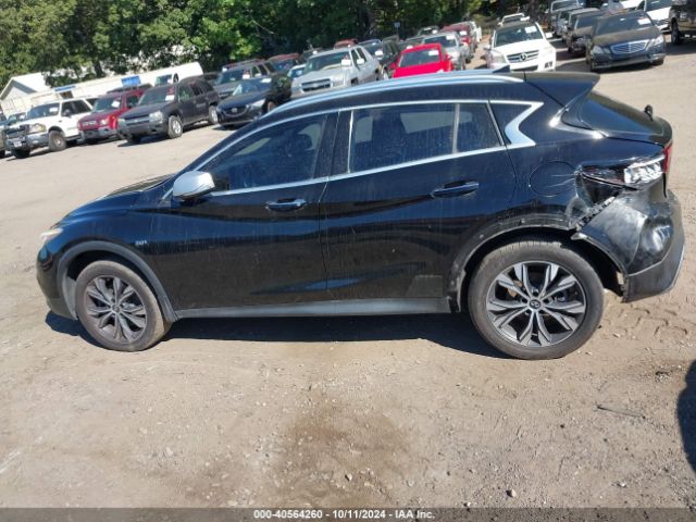 SJKCH5CR5HA023791 Infiniti Qx30 Premium