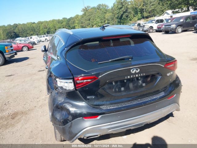 SJKCH5CR5HA023791 Infiniti Qx30 Premium