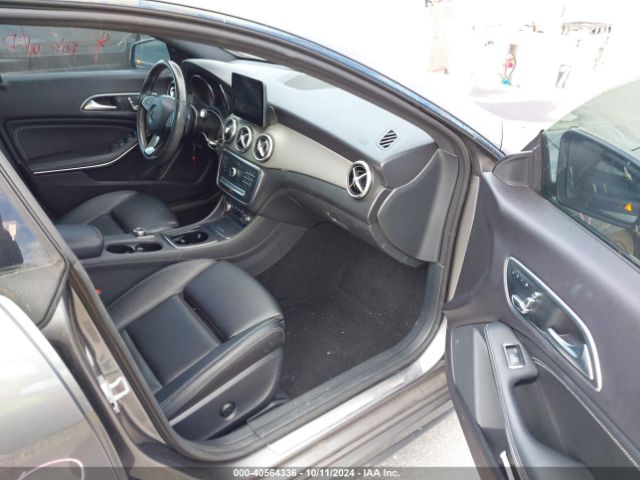 2018 MERCEDES-BENZ CLA 250 WDDSJ4EBXJN589723 Photo 4