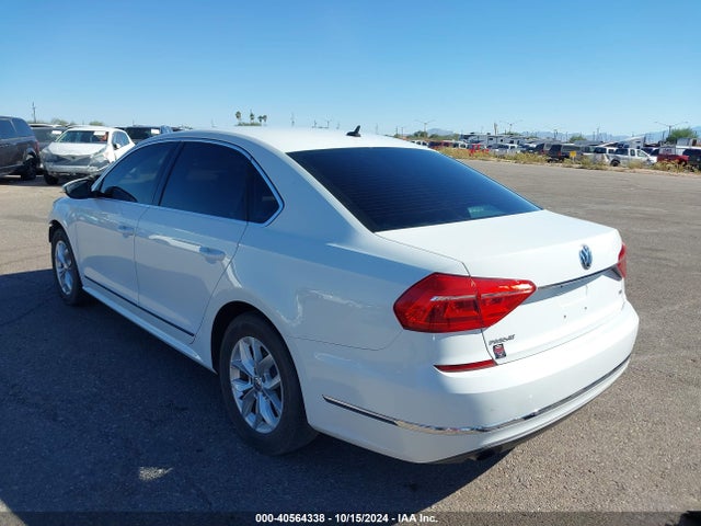 Volkswagen Passat 1.8t S 2016 1VWAT7A39GC041245 Image 3