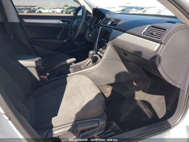 Volkswagen Passat 1.8t S 2016 1VWAT7A39GC041245 Image 5