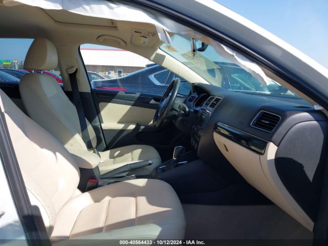 3VWLA7AJ1FM237013 Volkswagen Jetta 2.0l Tdi Sel