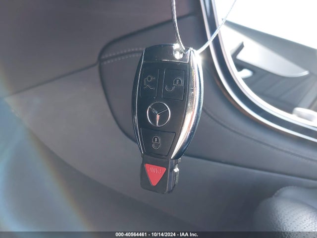 WDC0G4JB1K1002091 Mercedes-Benz GLC 300