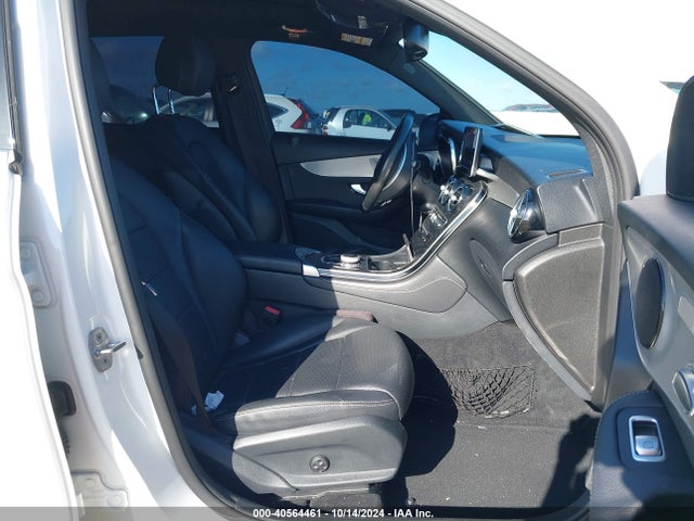 WDC0G4JB1K1002091 Mercedes-Benz GLC 300