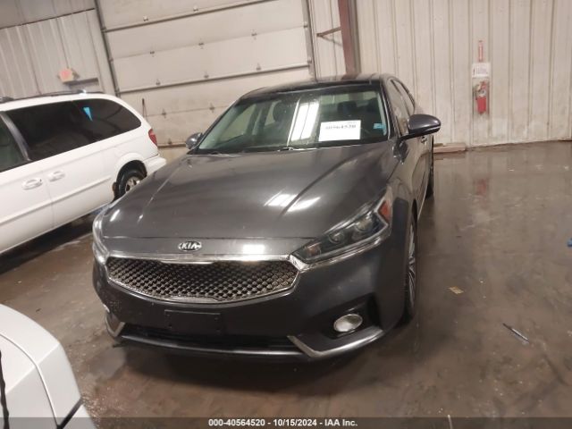KNALC4J13H5055668 KIA Cadenza Premium