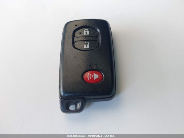 JTKJF5C76GJ014314 Scion TC
