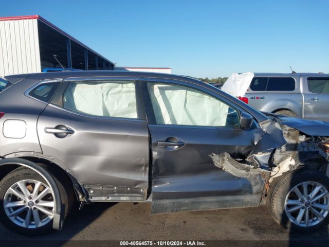 JN1BJ1CR8KW623892 Nissan Rogue Sport S