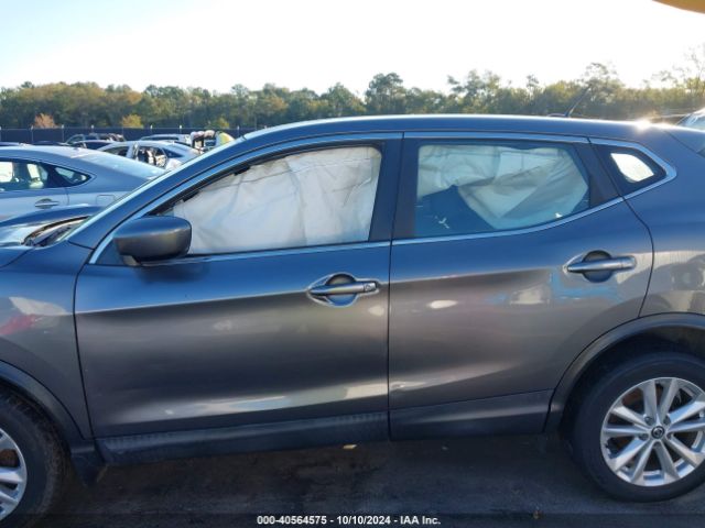 JN1BJ1CR8KW623892 Nissan Rogue Sport S
