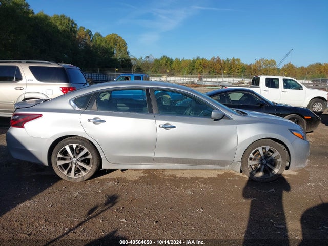 Nissan Altima 2.5 Sr 2017 1N4AL3AP0HC264683 Image 13