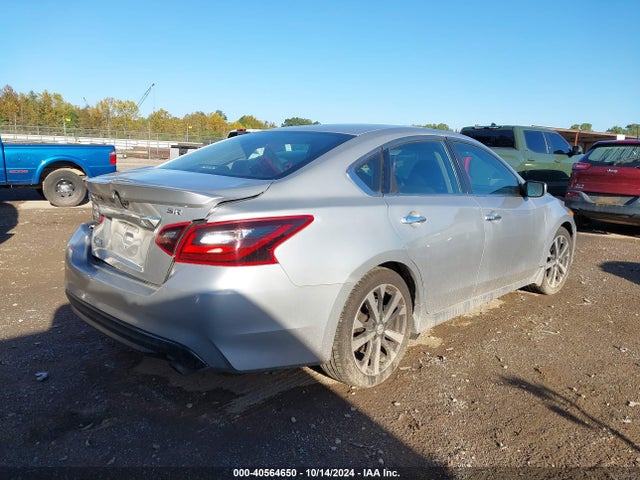 Nissan Altima 2.5 Sr 2017 1N4AL3AP0HC264683 Image 4