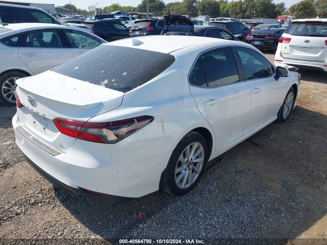 Toyota CAMRY LE 2022 4T1C11AK6NU696231 Image 4