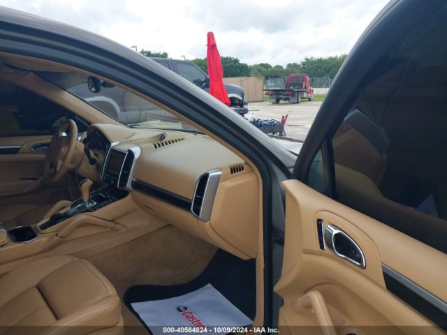 WP1AF2A2XELA30769 Porsche Cayenne Diesel