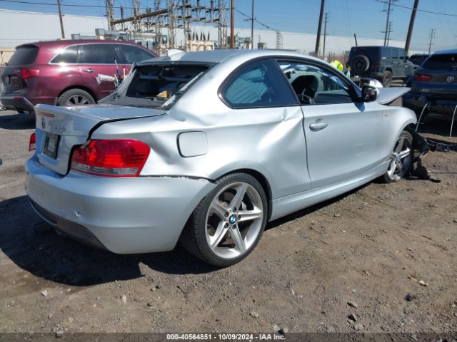 2011 BMW 135I WBAUC9C54BVM10999 Photo 3