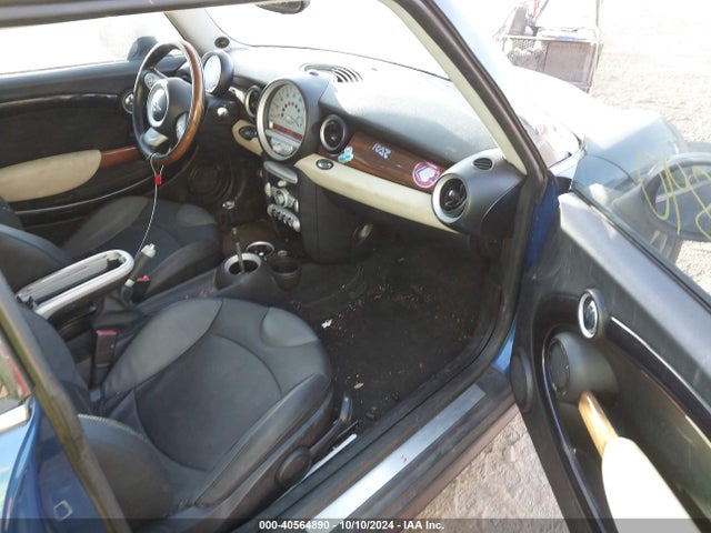 2008 MINI COOPER S WMWMF73568TT89122 Photo 4