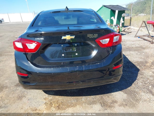 Chevrolet Cruze Ls Auto 2018 1G1BC5SM8J7151103 Image 17