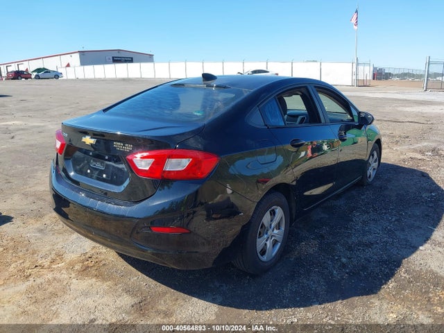 Chevrolet Cruze Ls Auto 2018 1G1BC5SM8J7151103 Image 4