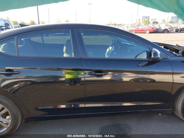 Hyundai ELANTRA SE 2017 5NPD84LF4HH173424 Image 13