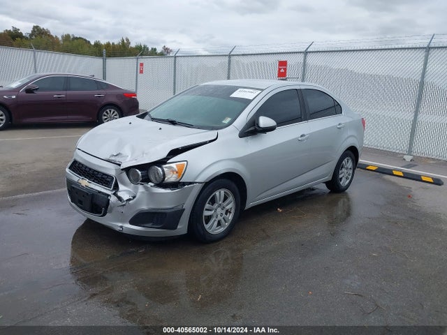 Chevrolet Sonic Lt Auto 2016 1G1JC5SH3G4169808 Image 2