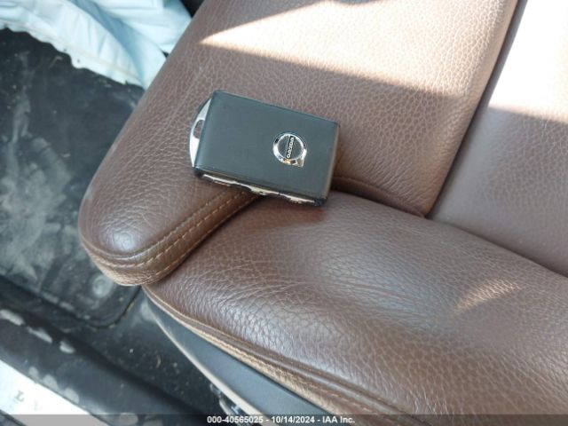 LYV102RK3KB315966 Volvo Xc60 T5 Momentum