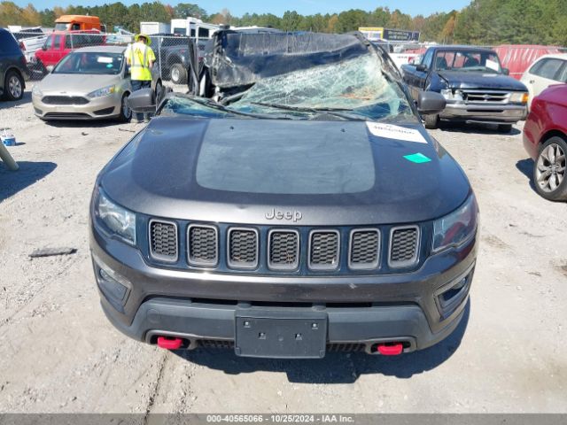 3C4NJDDB9KT747771 Jeep Compass Trailhawk 4x4