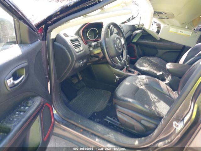 3C4NJDDB9KT747771 Jeep Compass Trailhawk 4x4