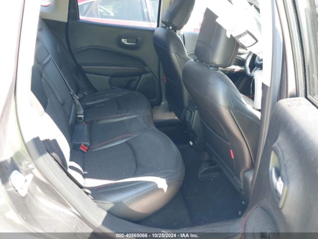 3C4NJDDB9KT747771 Jeep Compass Trailhawk 4x4