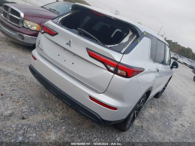 2022 MITSUBISHI OUTLANDER JA4J3TA89NZ067307 Photo 3