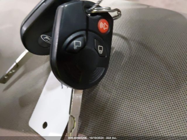 1FMCU9G90FUB62332 Ford ESCAPE SE