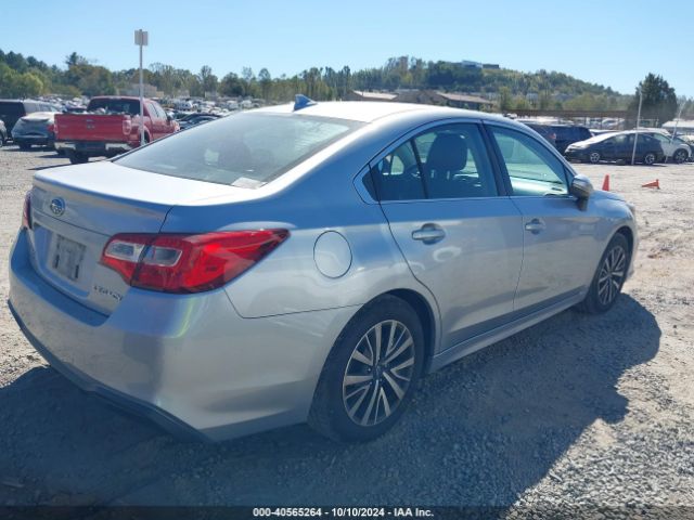 4S3BNAF69J3029525 Subaru Legacy 2.5i Premium