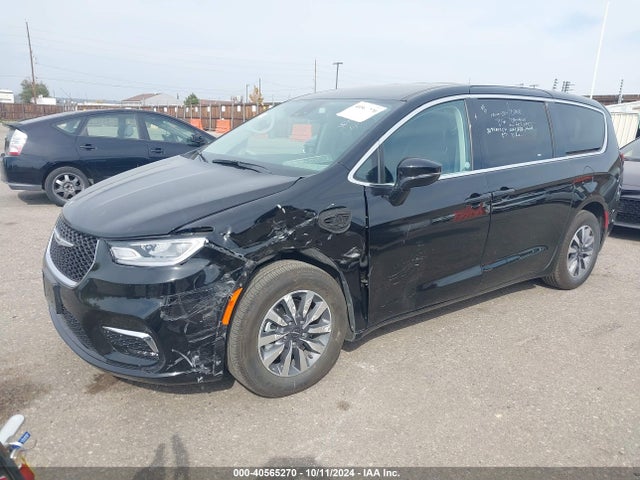 2C4RC1S72RR137636 Chrysler Pacifica Hybrid Select