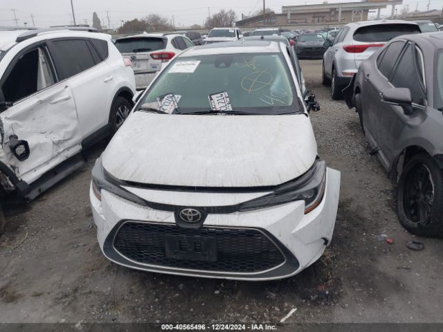 5YFFPMAE8NP290010 Toyota Corolla Xle