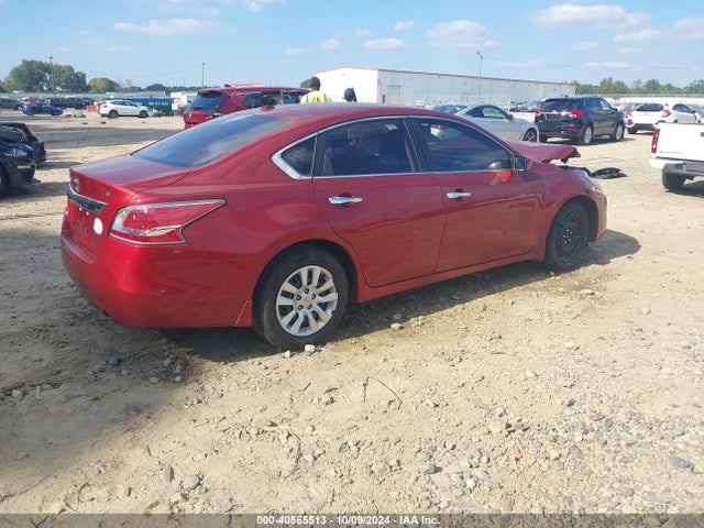 Nissan Altima 2.5 S 2015 1N4AL3AP1FC413826 Image 4