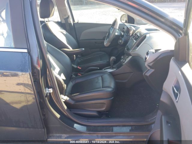 1G1JE5SB3F4202990 Chevrolet Sonic Ltz Auto