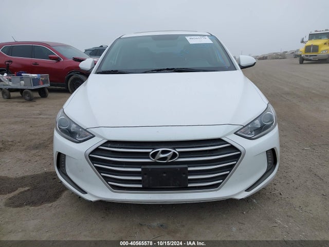 Hyundai Elantra Value Edition 2018 5NPD84LF0JH392743 Image 12