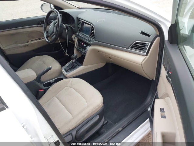 Hyundai Elantra Value Edition 2018 5NPD84LF0JH392743 Image 5