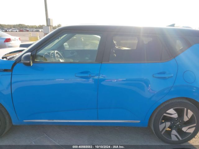 KNDJ53AU2P7193150 KIA Soul Gt-line
