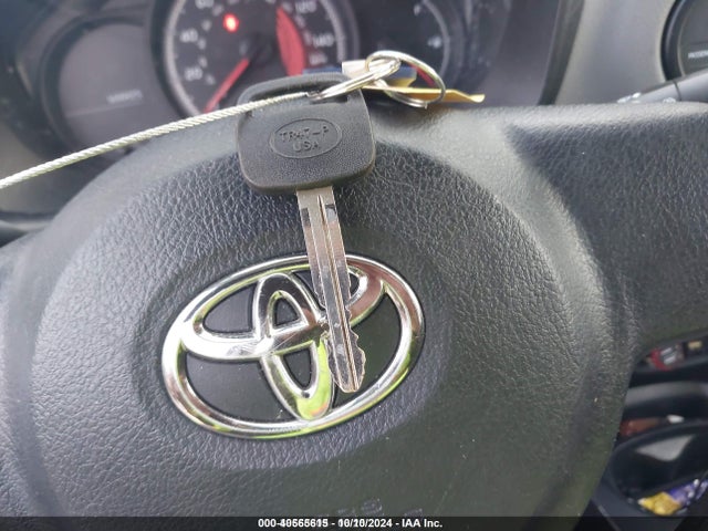 Toyota YARIS L 2015 VNKKTUD30FA044568 Image 11