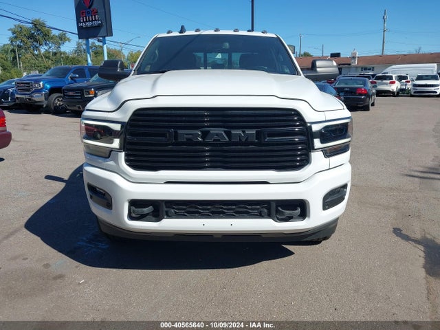 3C6UR5FJ4MG630746 RAM 2500 Laramie  4x4 6'4 Box