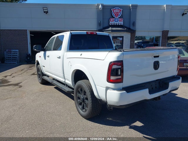 3C6UR5FJ4MG630746 RAM 2500 Laramie  4x4 6'4 Box