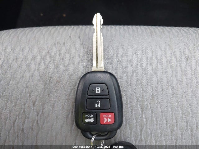 Toyota COROLLA LE 2016 2T1BURHE1GC491258 Image 11
