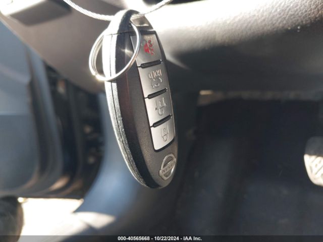 3N1AB7AP7JY329694 Nissan SENTRA SR