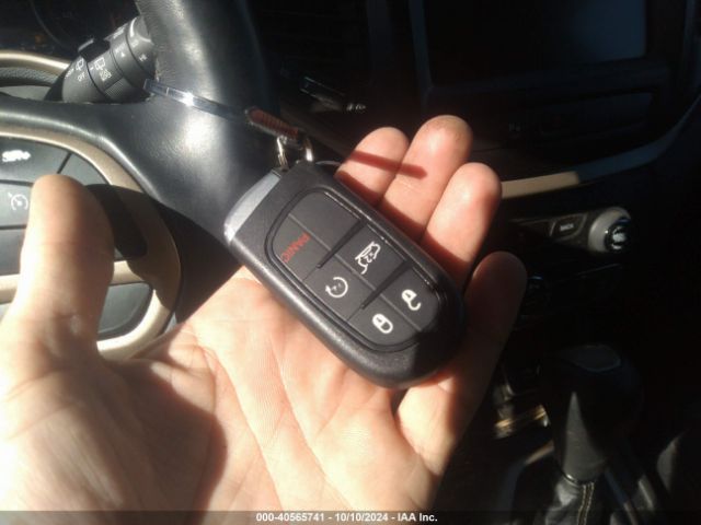1C4PJLDB4JD531477 Jeep Cherokee Limited Fwd